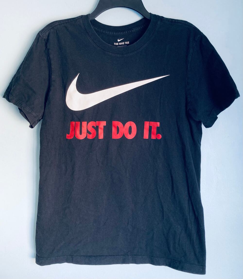 Nike Swoosh Tee Size Small Black Just Do It Casual